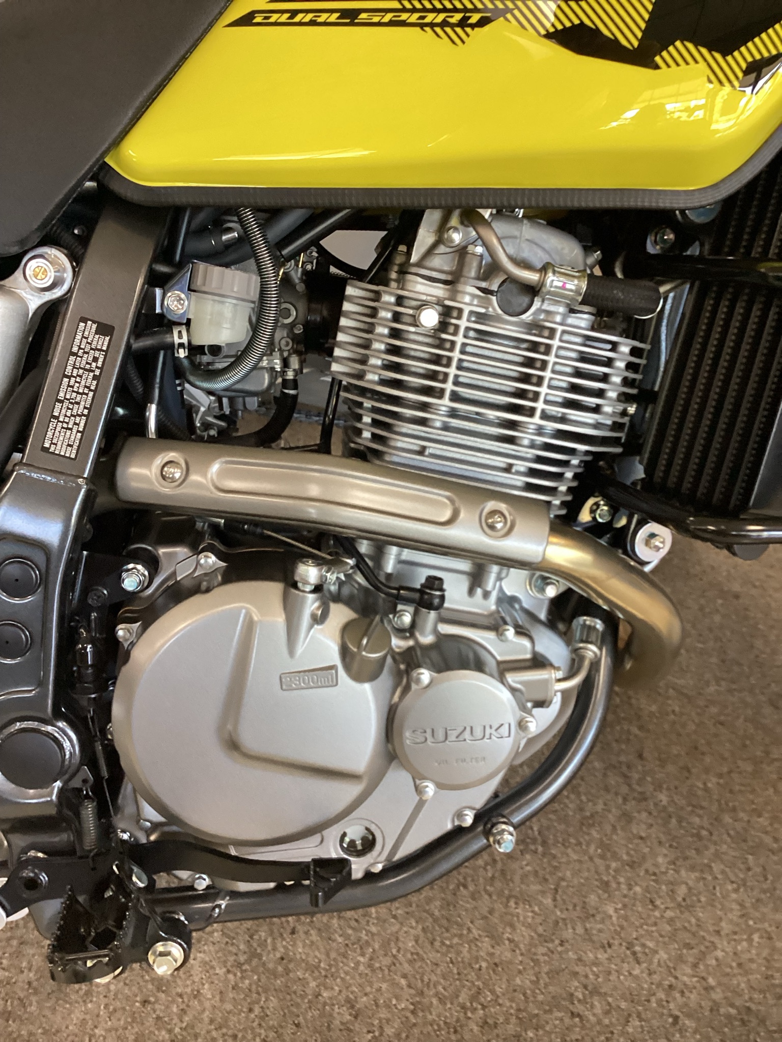 2027 Suzuki DR650S 6