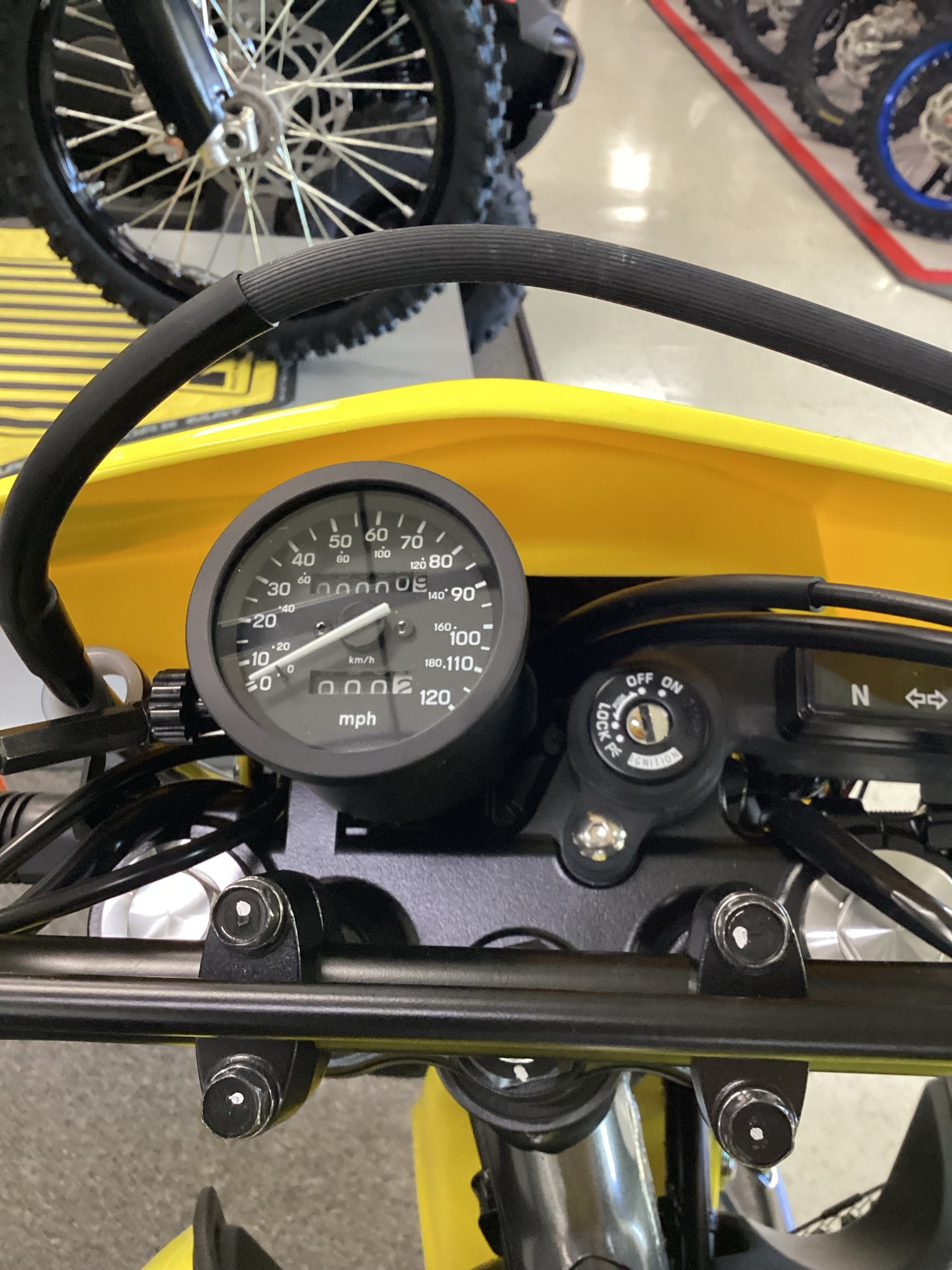 2027 Suzuki DR650S 8