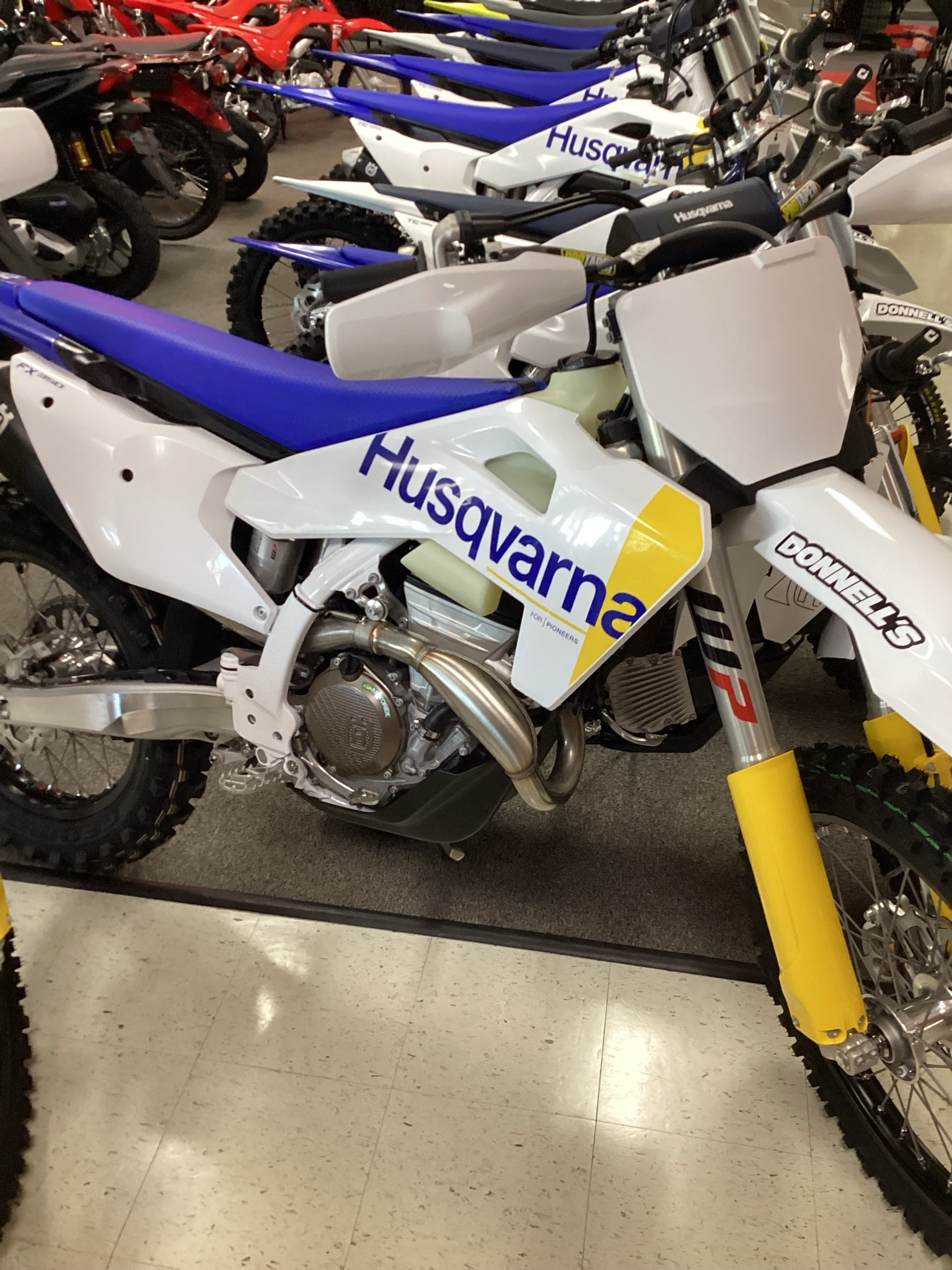 2027 FX 350