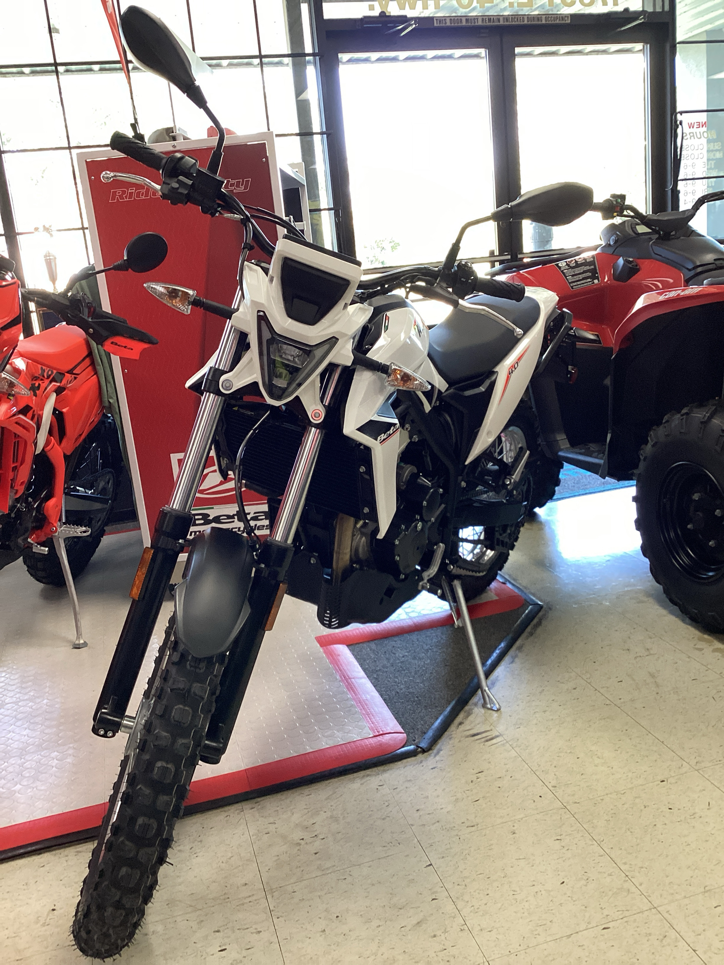 New 2026 Beta Alp Independence MO Specs, Price, Photos