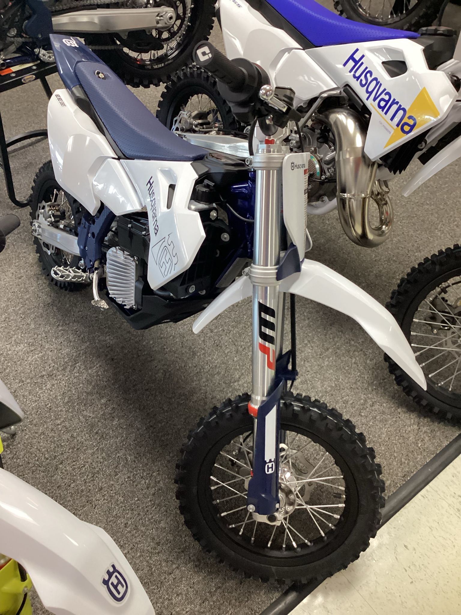 2027 Husqvarna EE 5 2