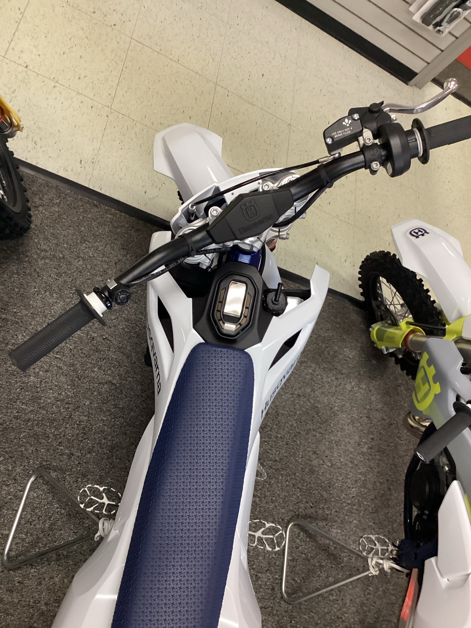 2027 Husqvarna EE 5 6
