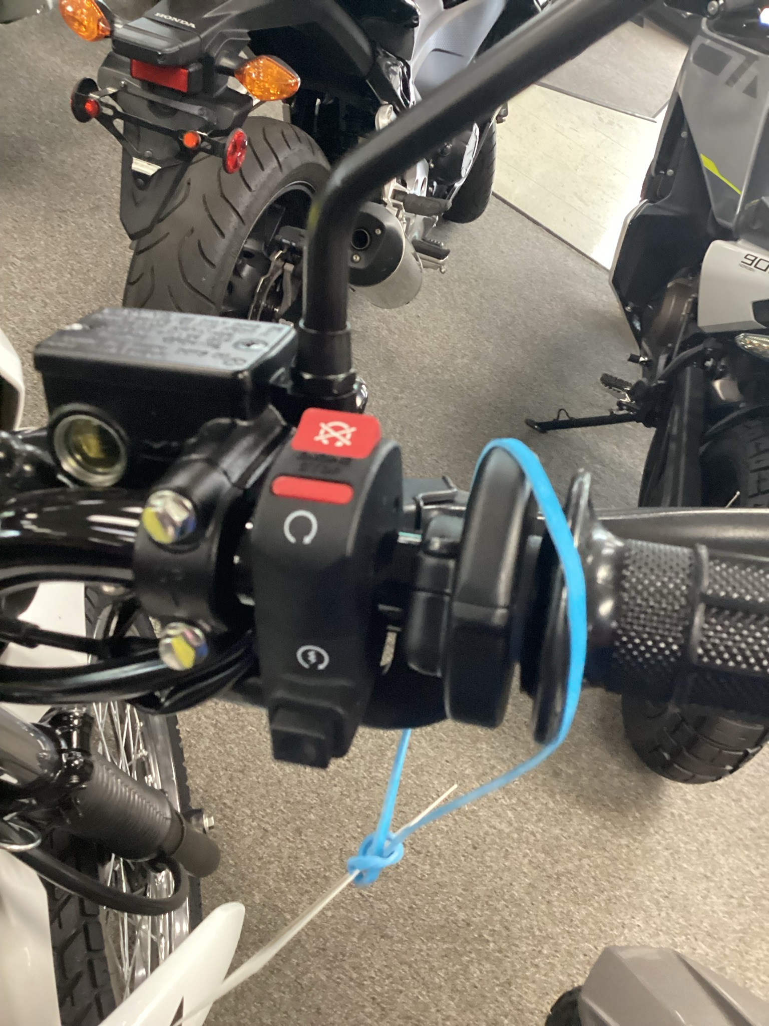 2026 Honda XR150L 6
