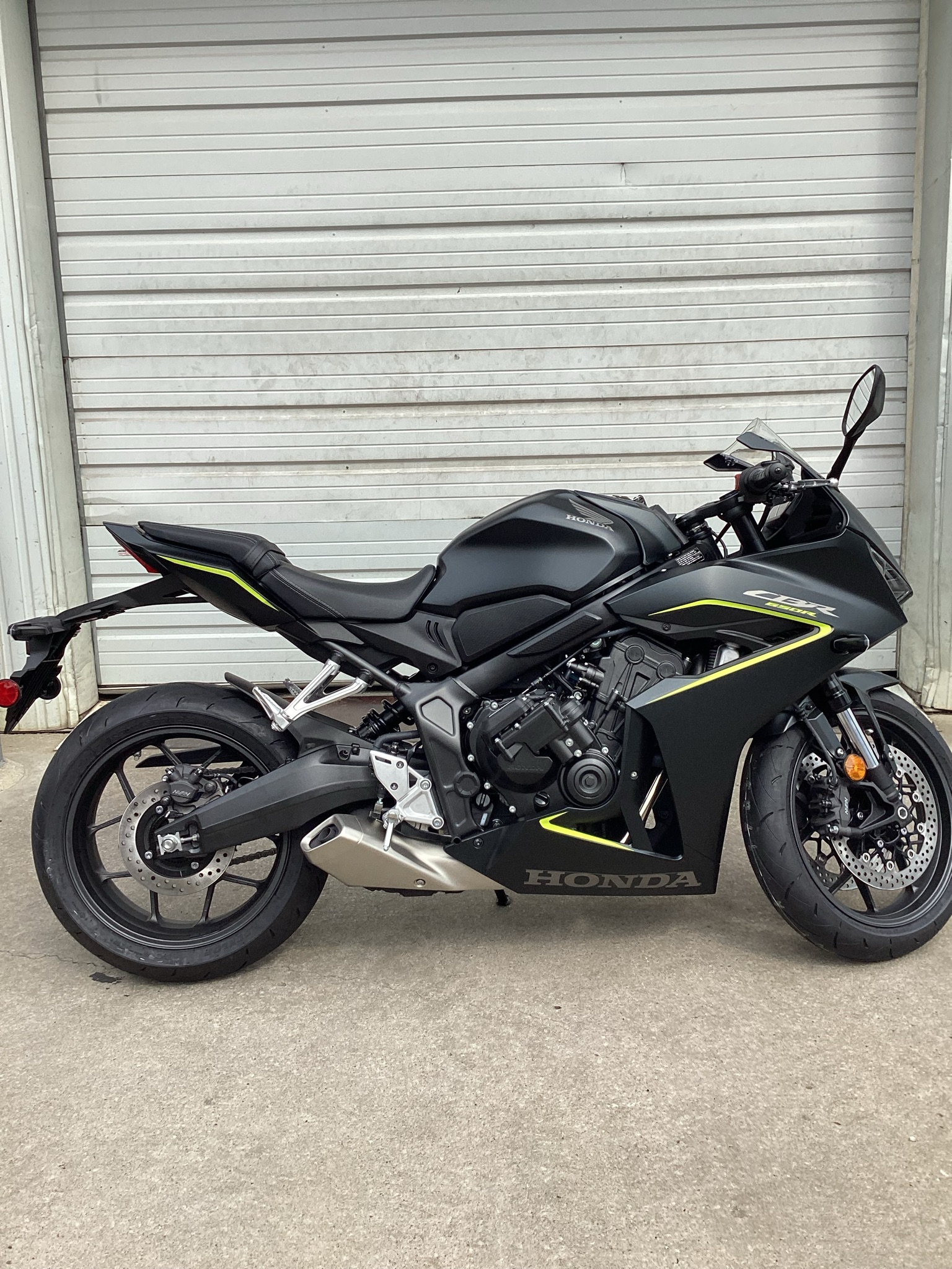 2026 CBR650R E-Clutch