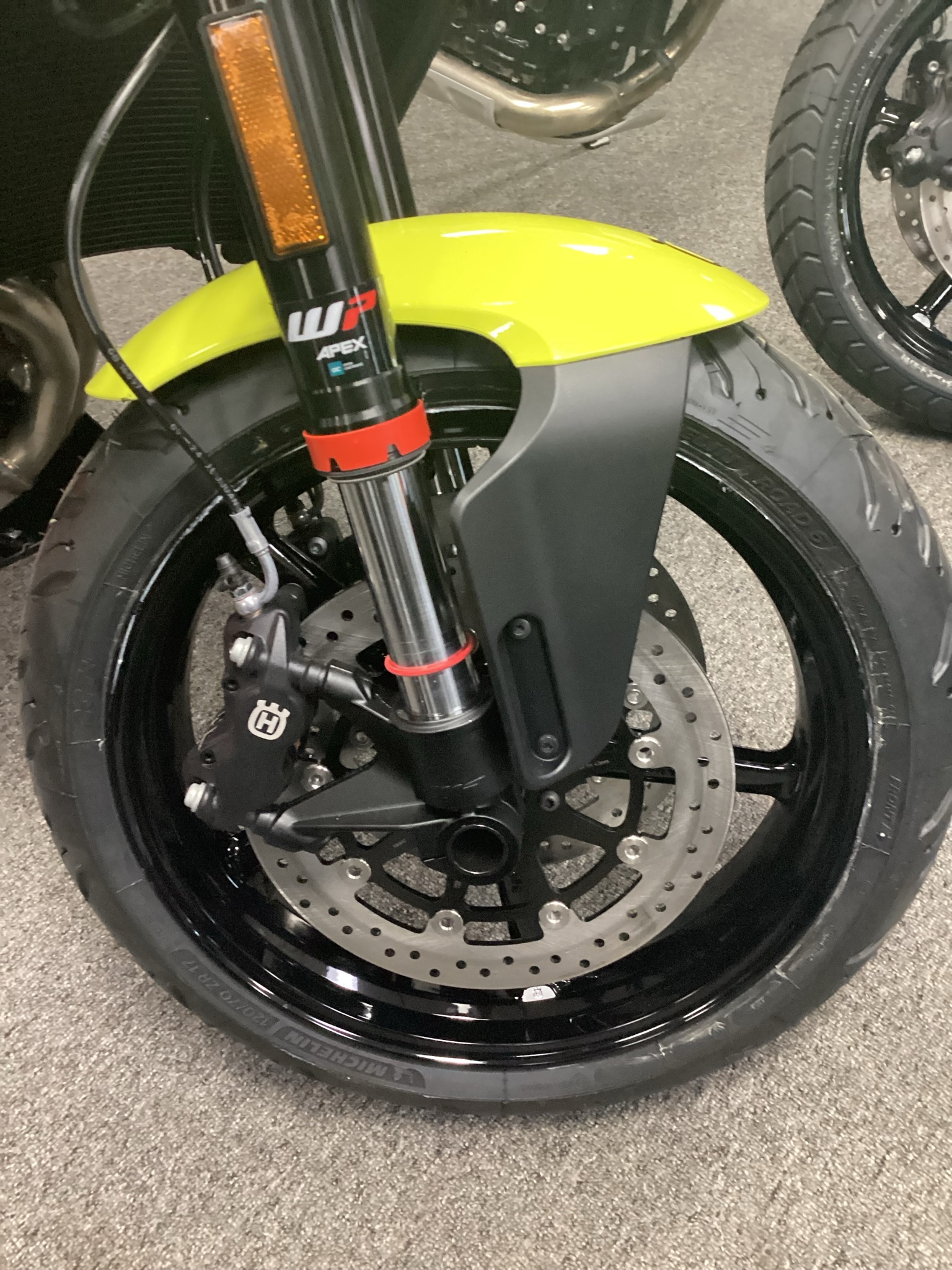 2026 Husqvarna Vitpilen 801 8