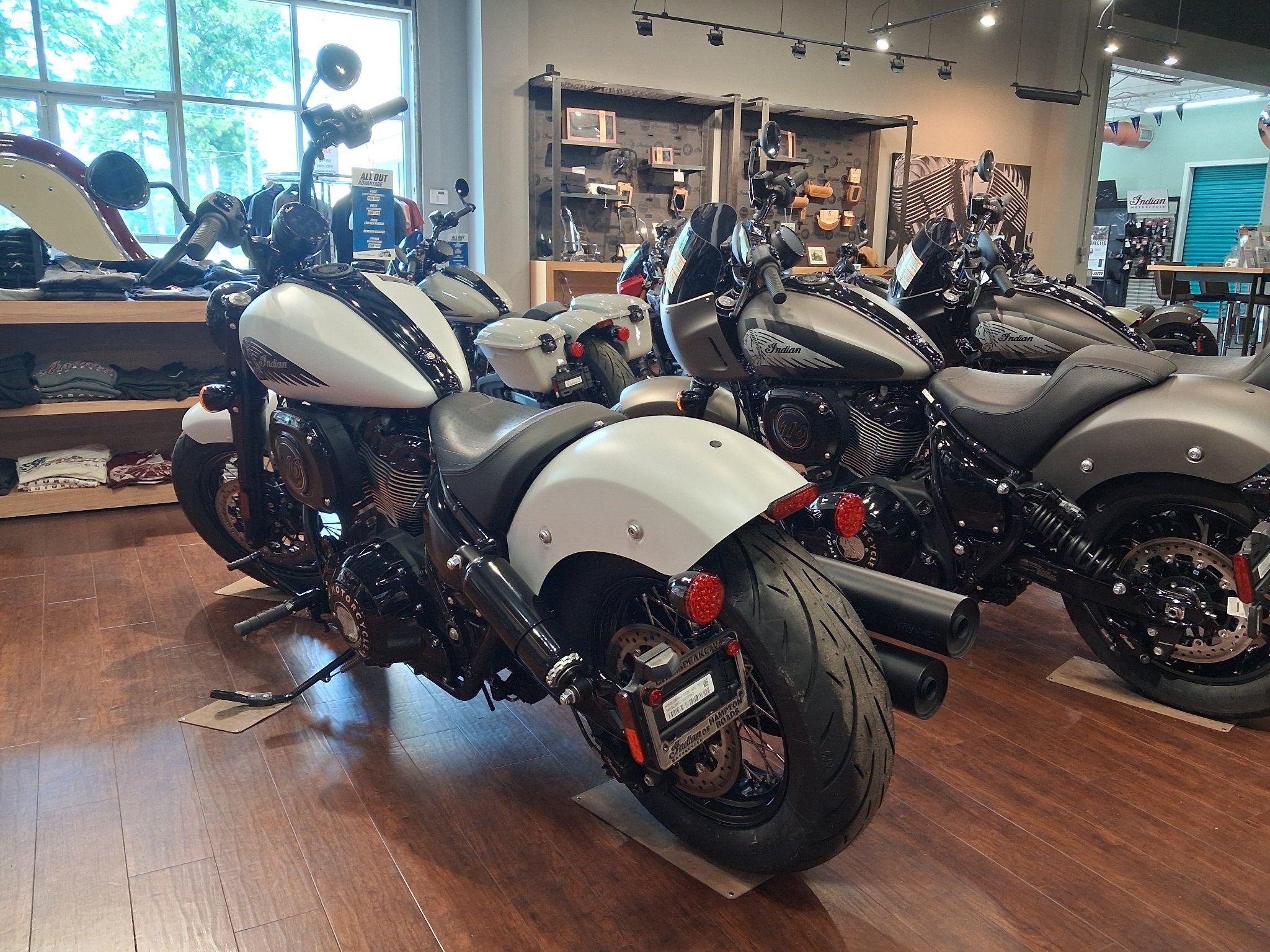 2026  Chief Bobber Dark Horse® 4