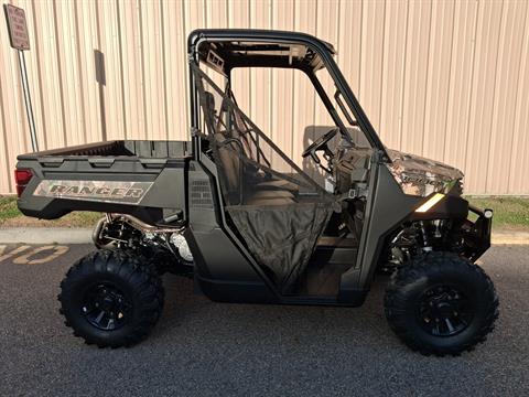 2027 Polaris Ranger 1000 Premium — photo 1 of 26