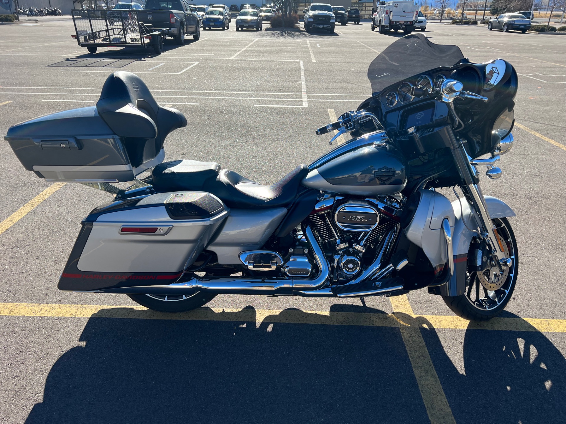 Used 2019 Harley-Davidson CVO™ Street Glide® - Specs, Price