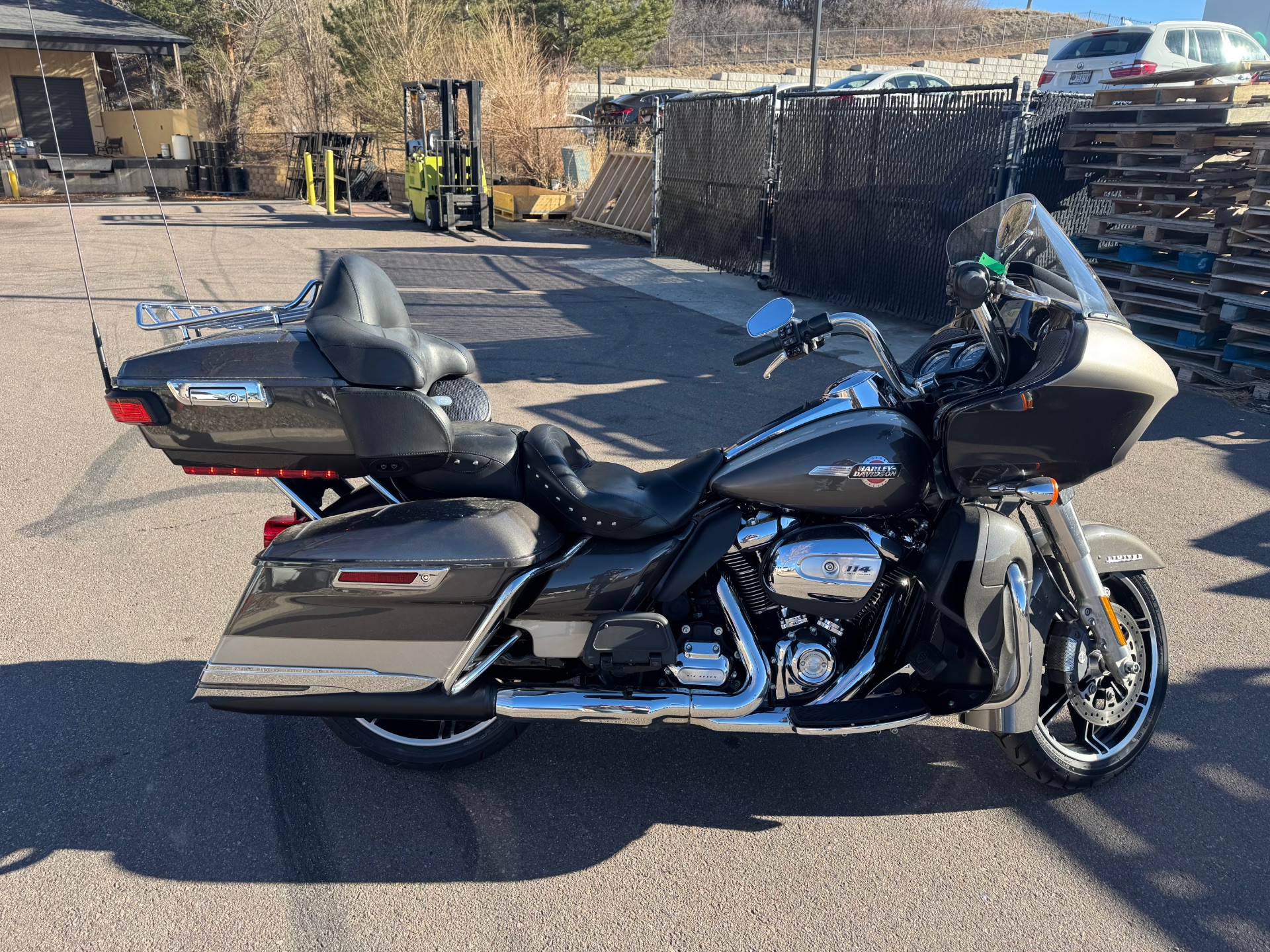 New 2023 Harley-Davidson Road Glide® Limited Vivid Black