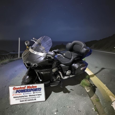 2018 Yamaha Star Venture — photo 1 of 24