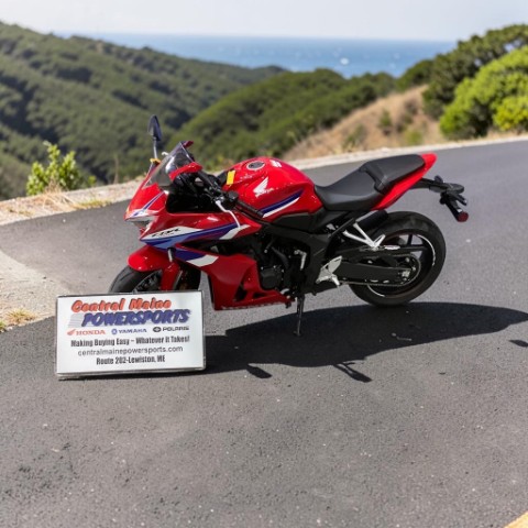 2026 Honda CBR650R E-Clutch — photo 1 of 20