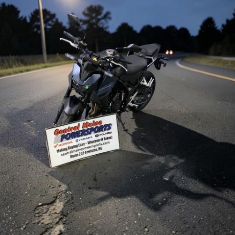 2026 Honda CB750 Hornet E-Clutch — photo 1 of 15