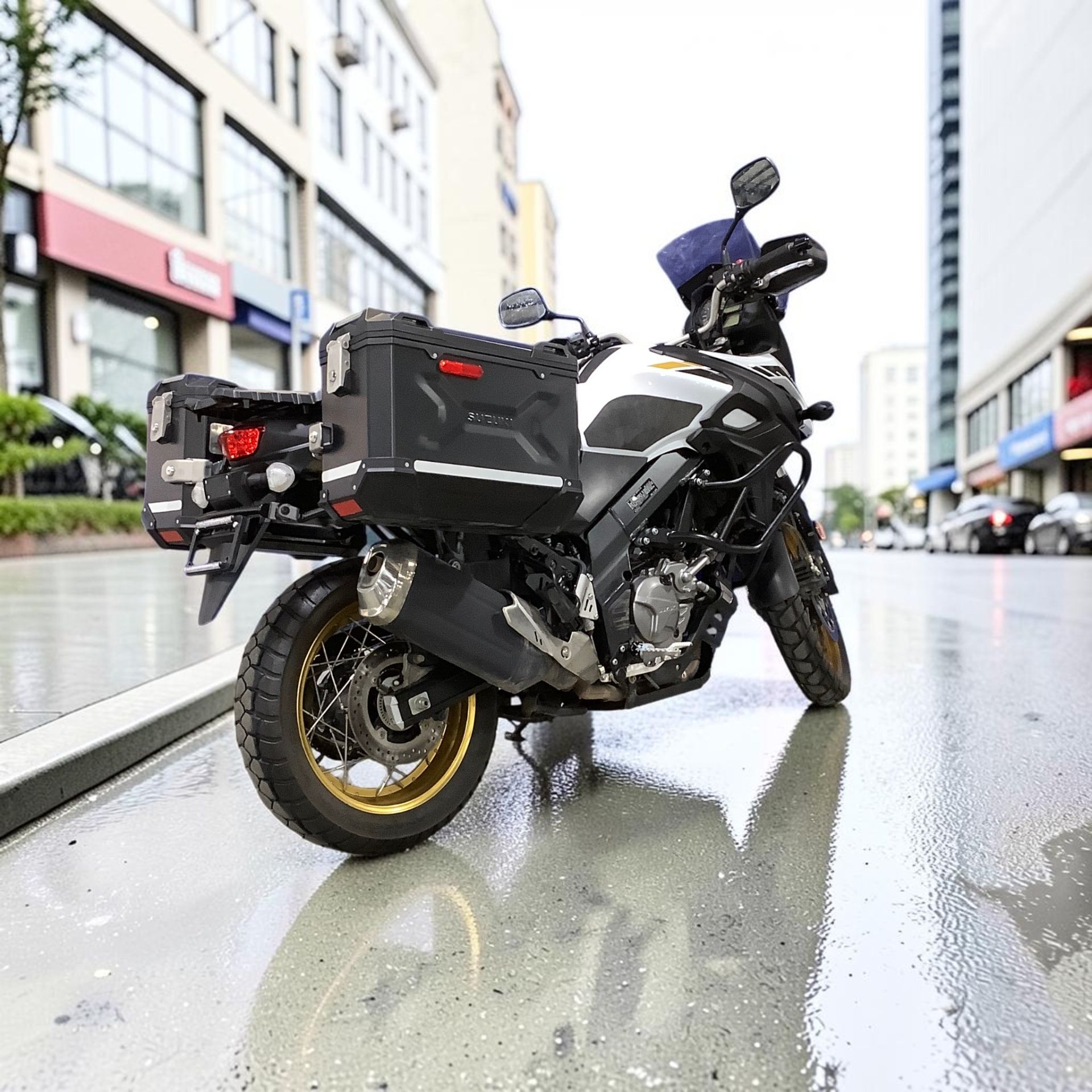 2023 Suzuki V-Strom 650XT Adventure