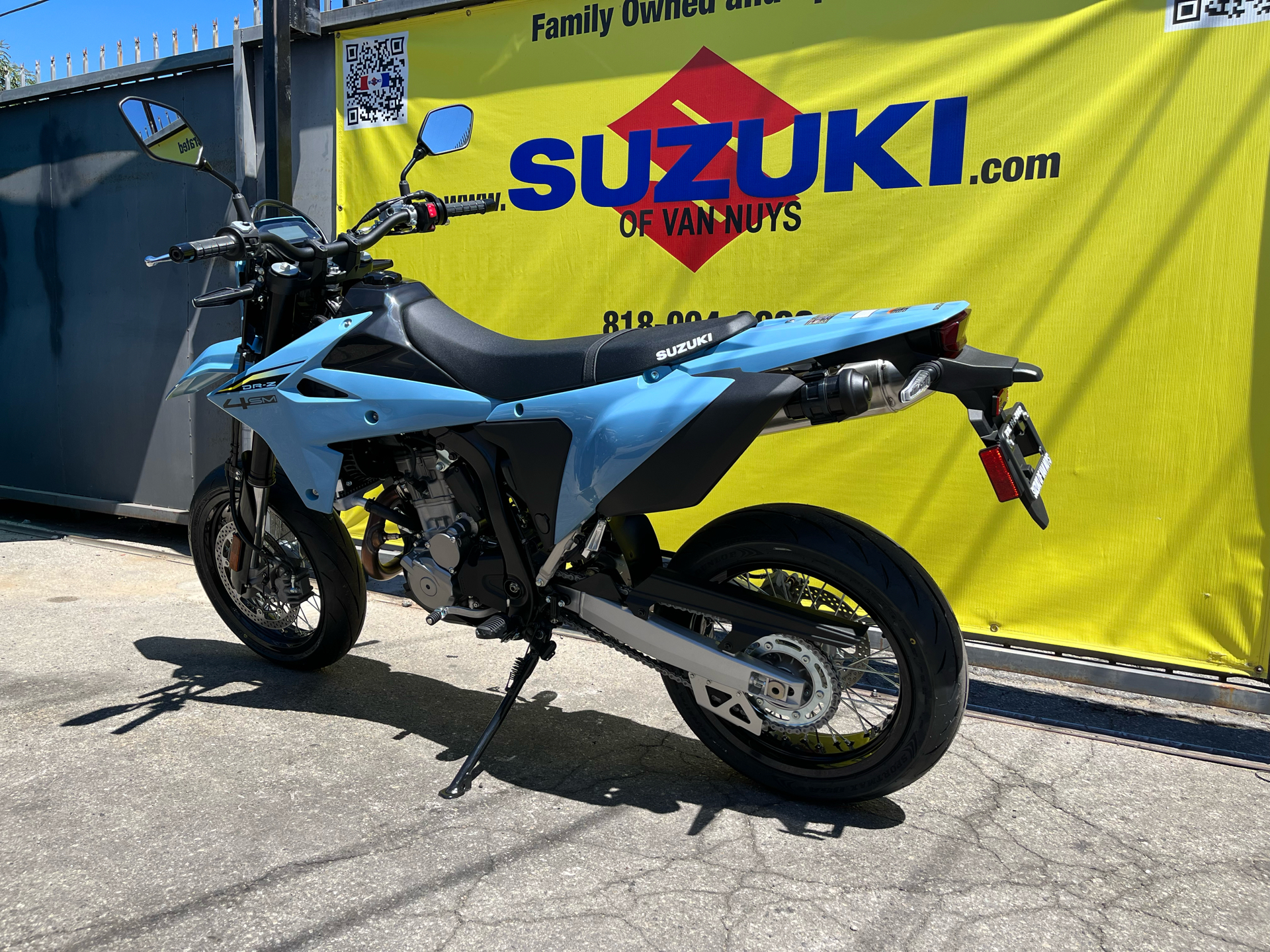 New 2025 Suzuki DR-Z4SM Motorcycles in Van Nuys, CA | SUZS7100124