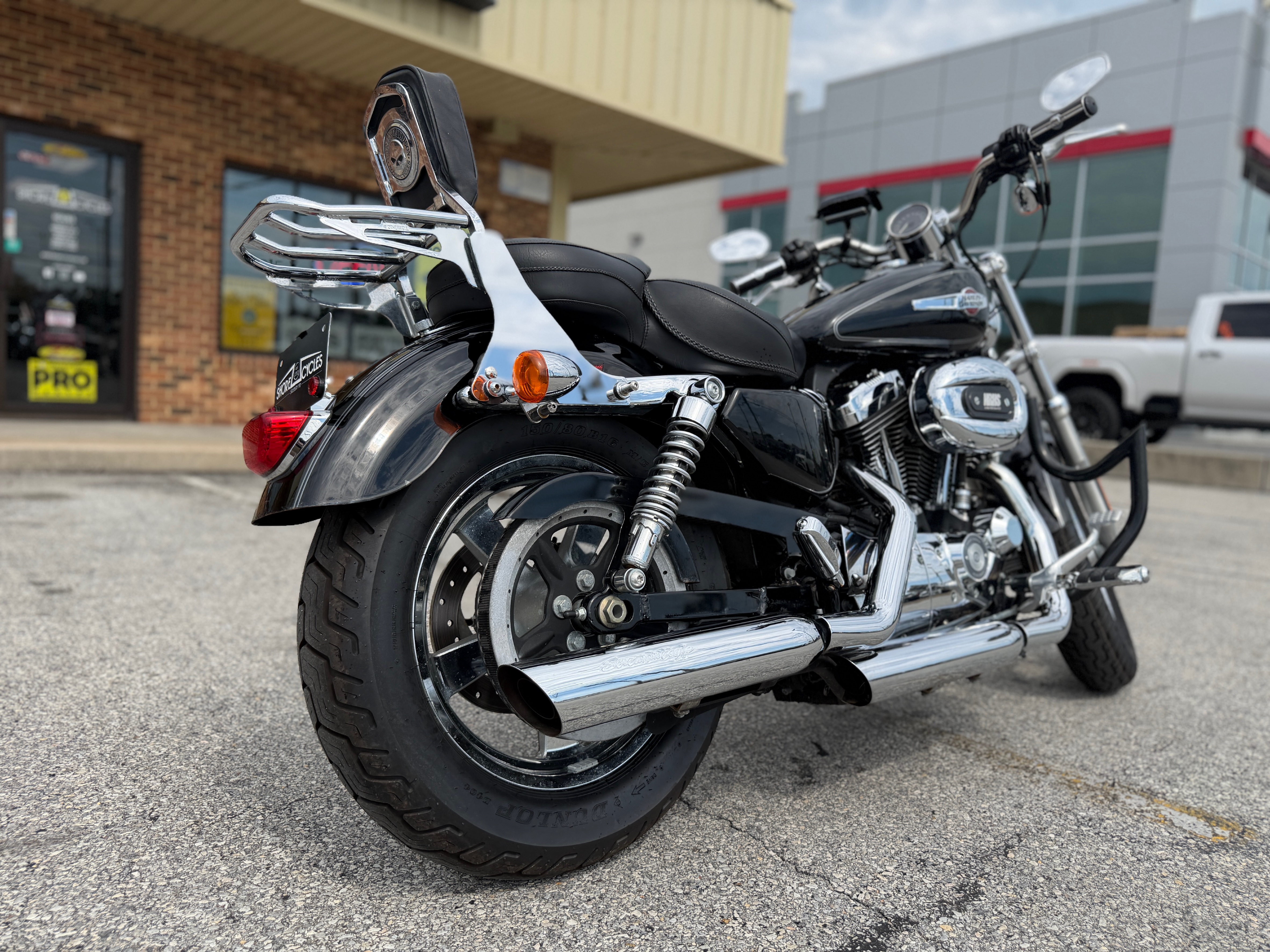 2011 Harley-Davidson Sportster® 1200 Custom 3