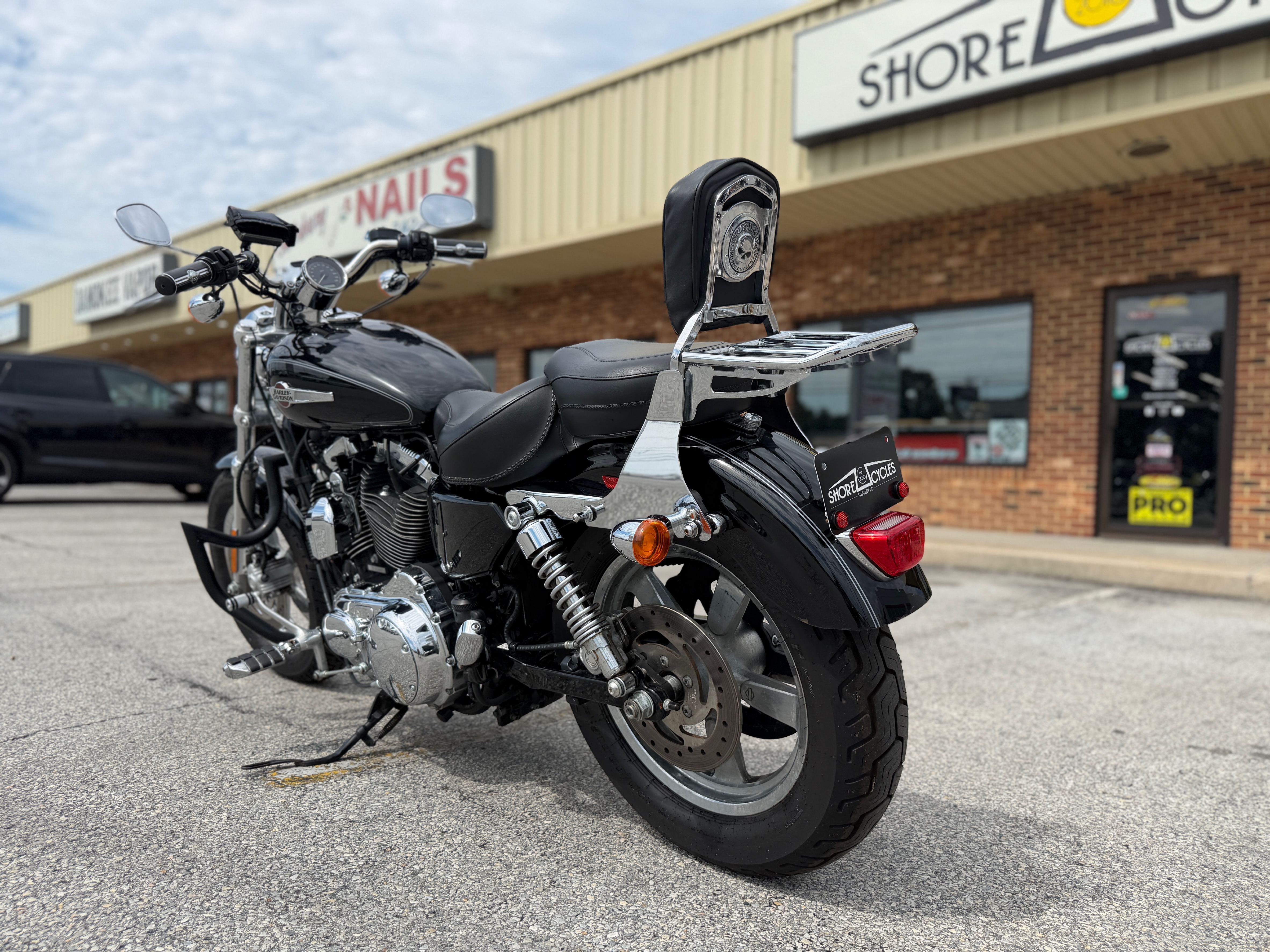 2011 Harley-Davidson Sportster® 1200 Custom 10