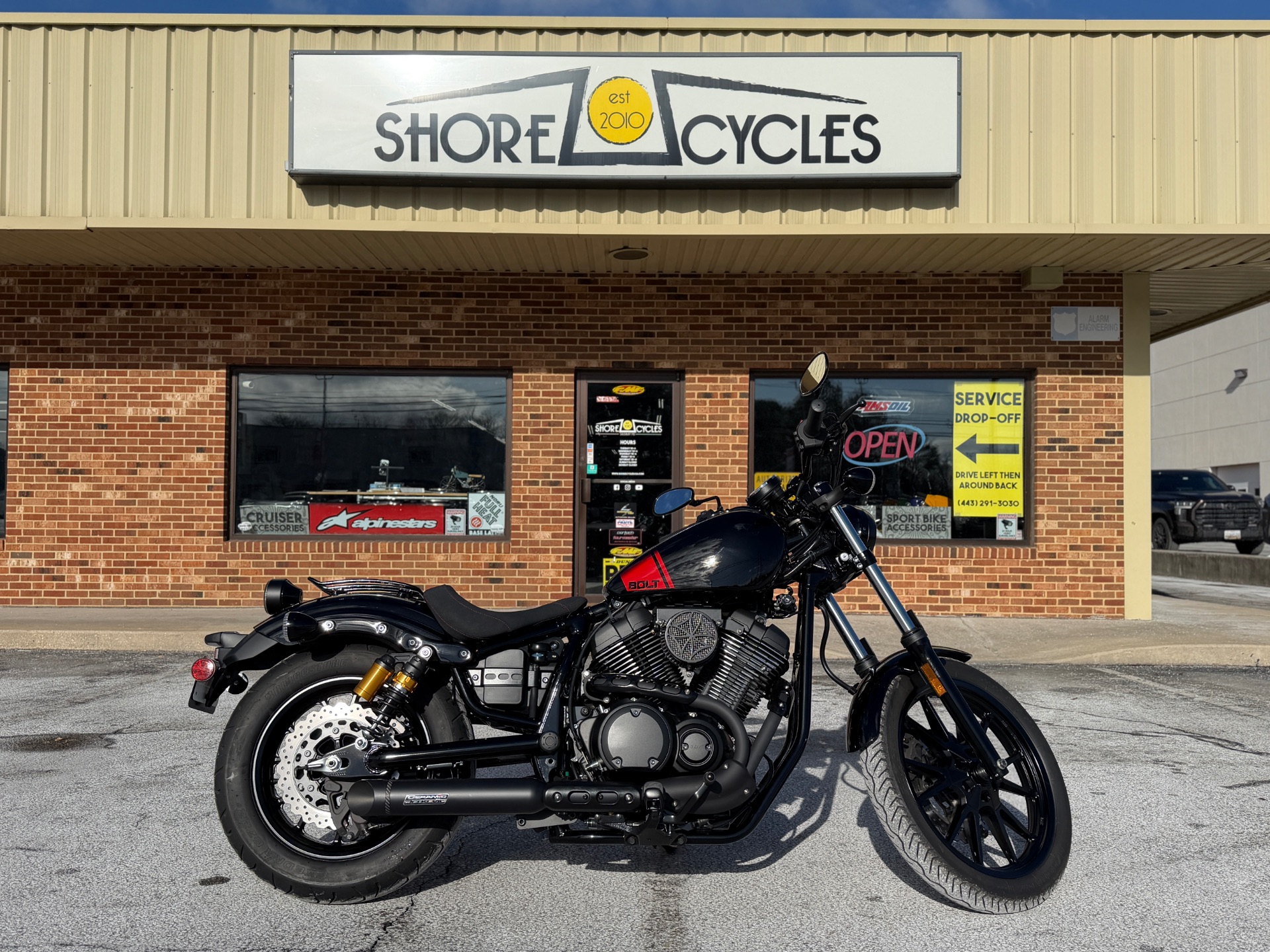 2025 Yamaha Bolt R-Spec 1