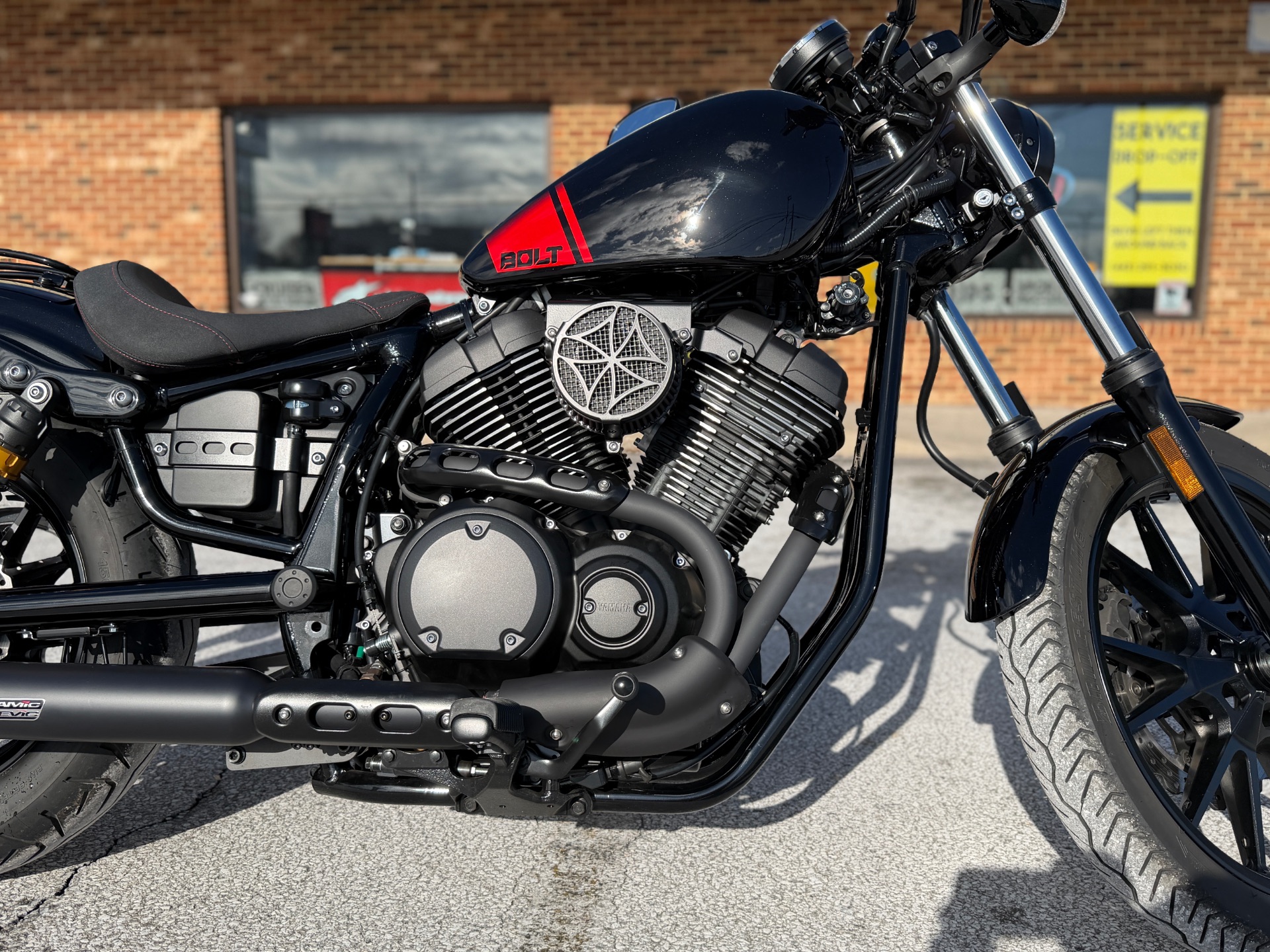 2025 Yamaha Bolt R-Spec 4