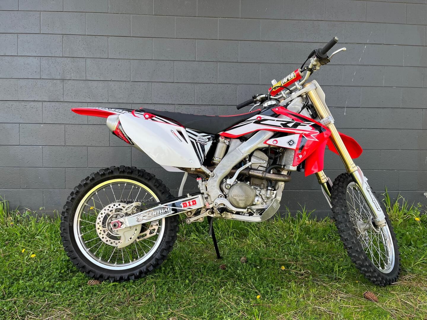 2004 Honda CRF250R 2