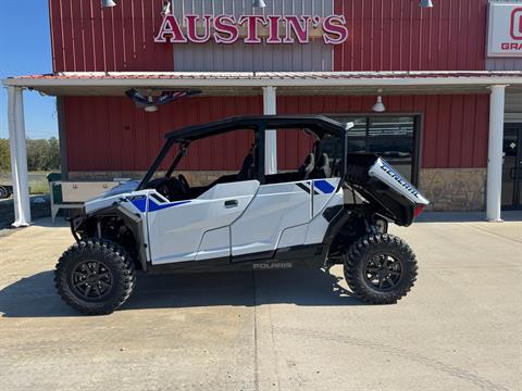 2027 Polaris General XP 4 1000 Ultimate — photo 1 of 50
