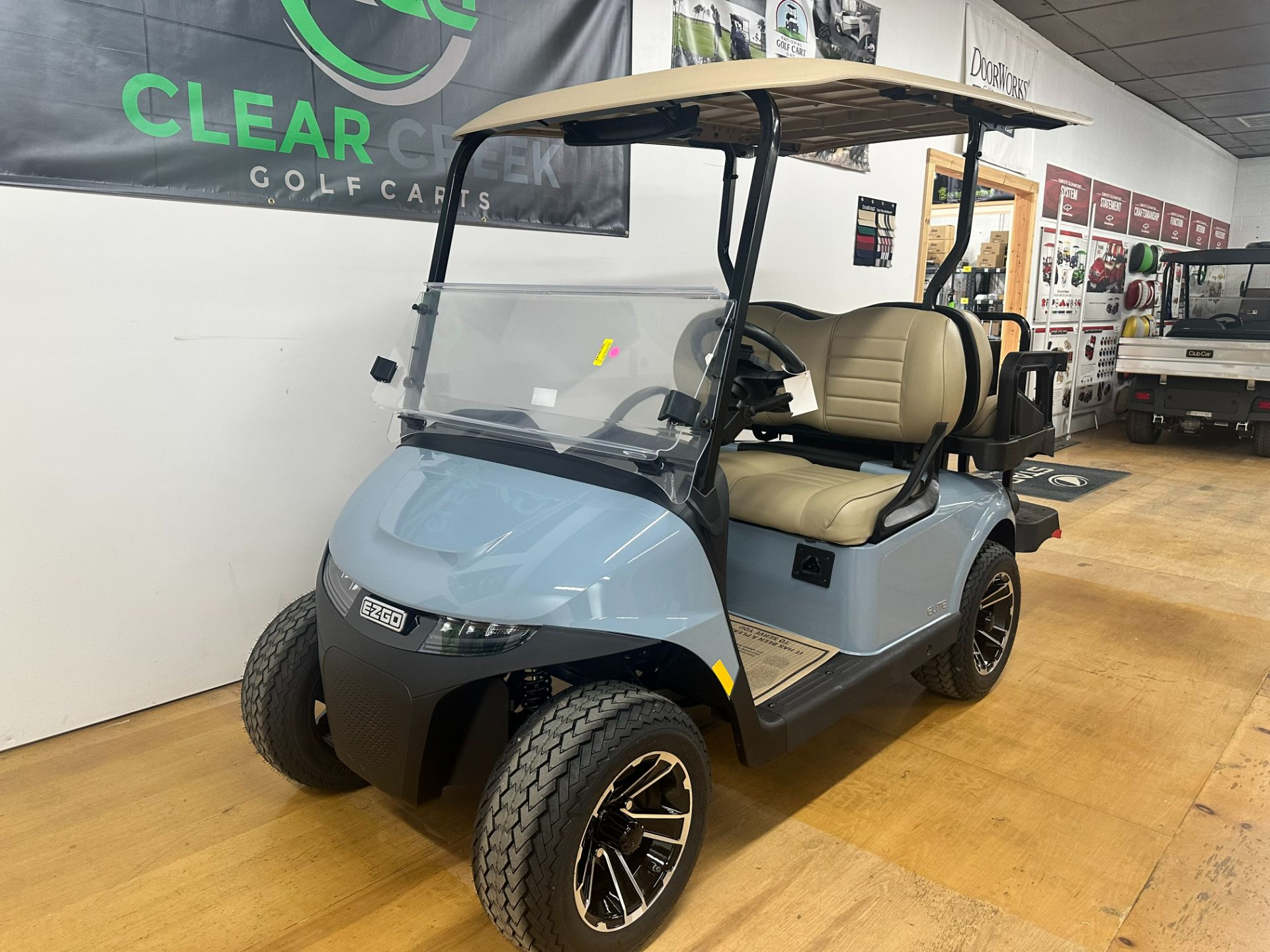 2025 EZGO Freedom photo 2