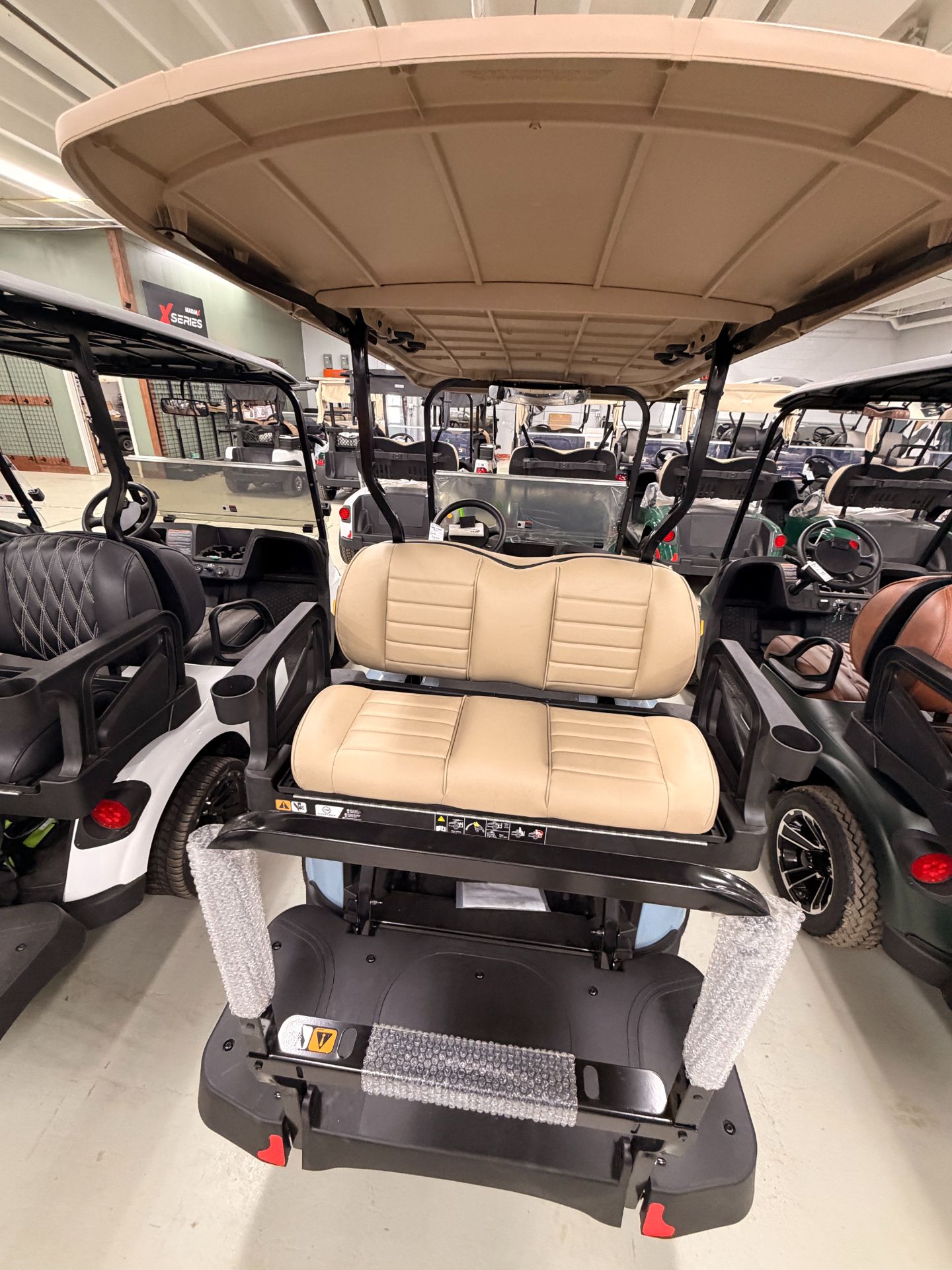 2026 EZGO RXV photo 4