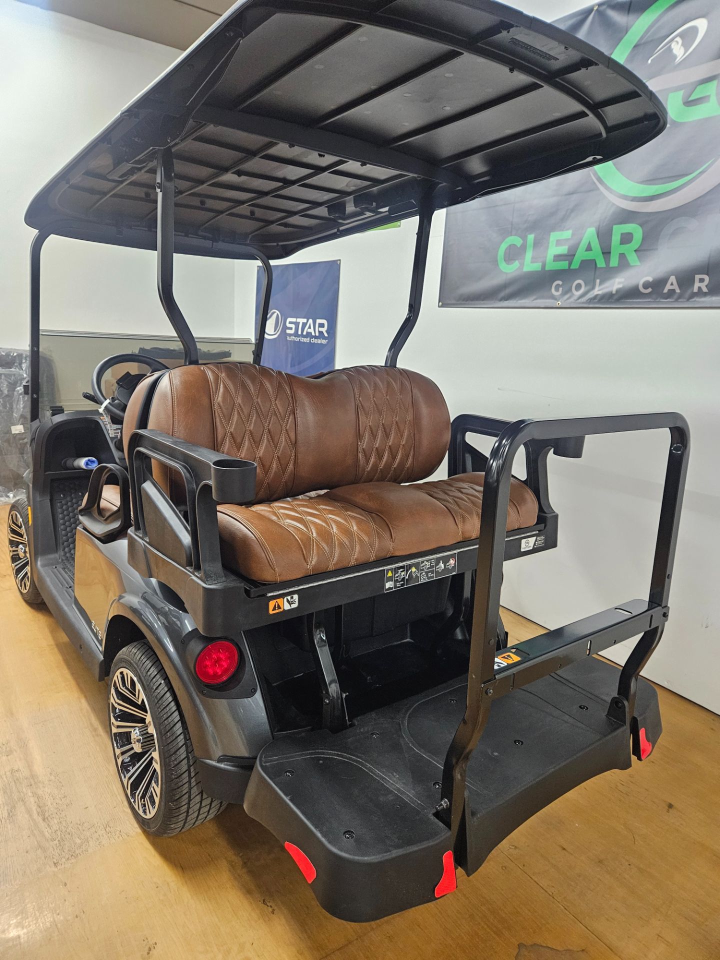 2025 EZGO RXV
