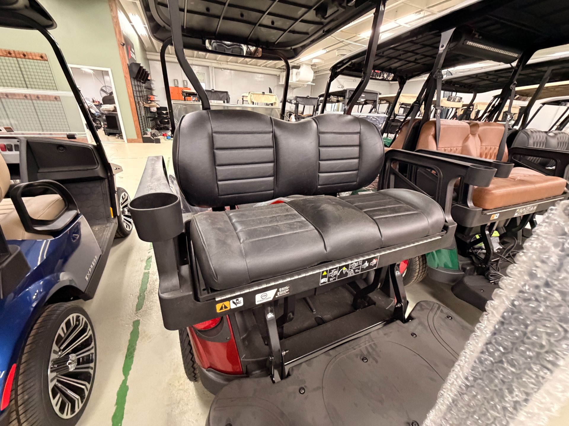 2026 EZGO RXV photo 4