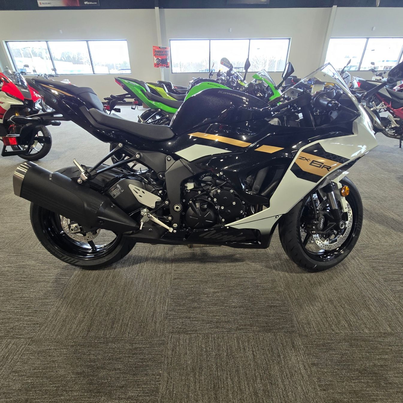 2026 Ninja® ZX-6R