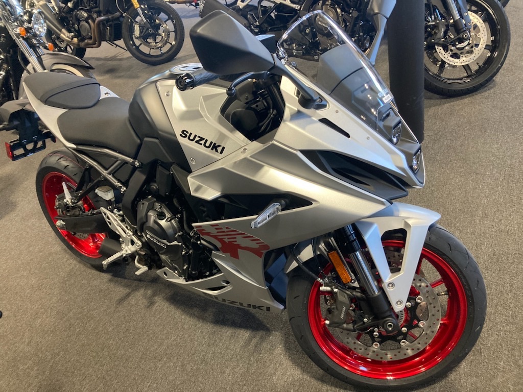 2024 Suzuki GSX8R in Elkhart, Indiana