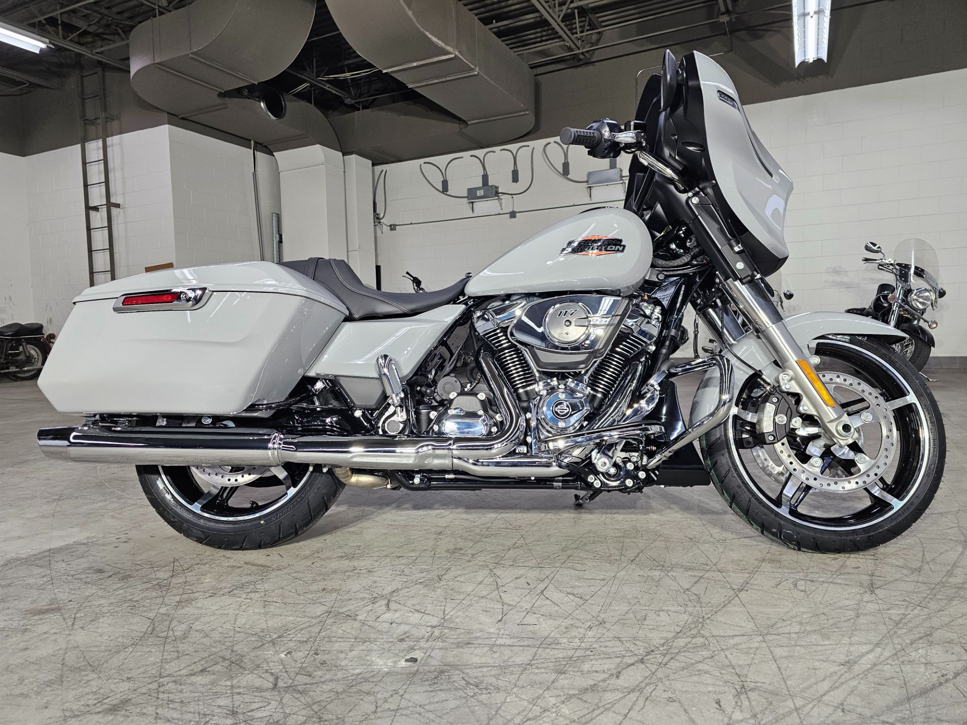HARLEY DAVIDSON × NEIGHBORHOOD グレー XL Thunderbike Grey Hawk • Harley-Davidson Street Bob