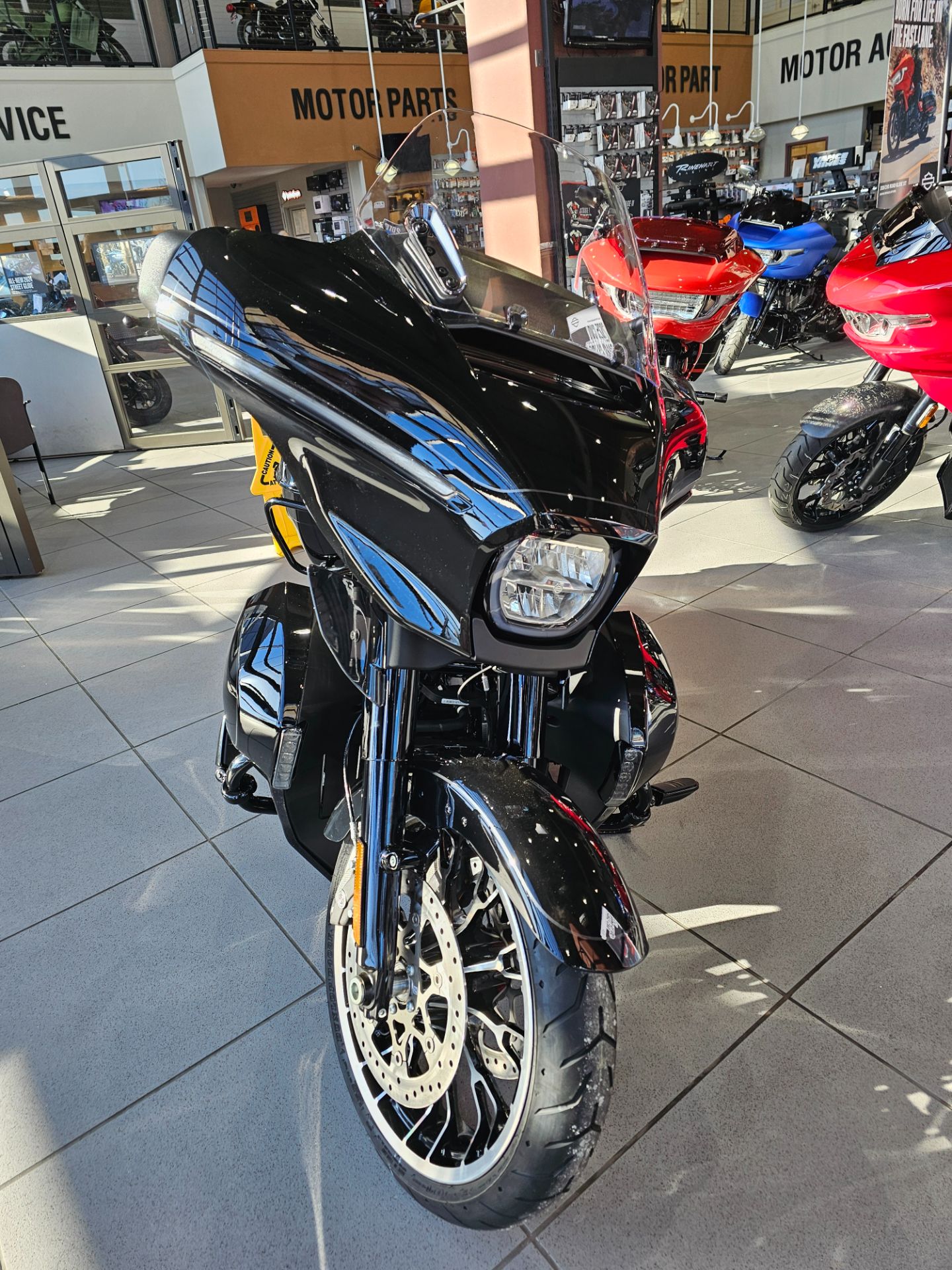 2026 Harley-Davidson Street Glide® Limited 3