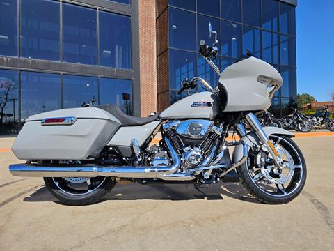 New 2025 Harley-Davidson Road Glide® | Motorcycles in Flint