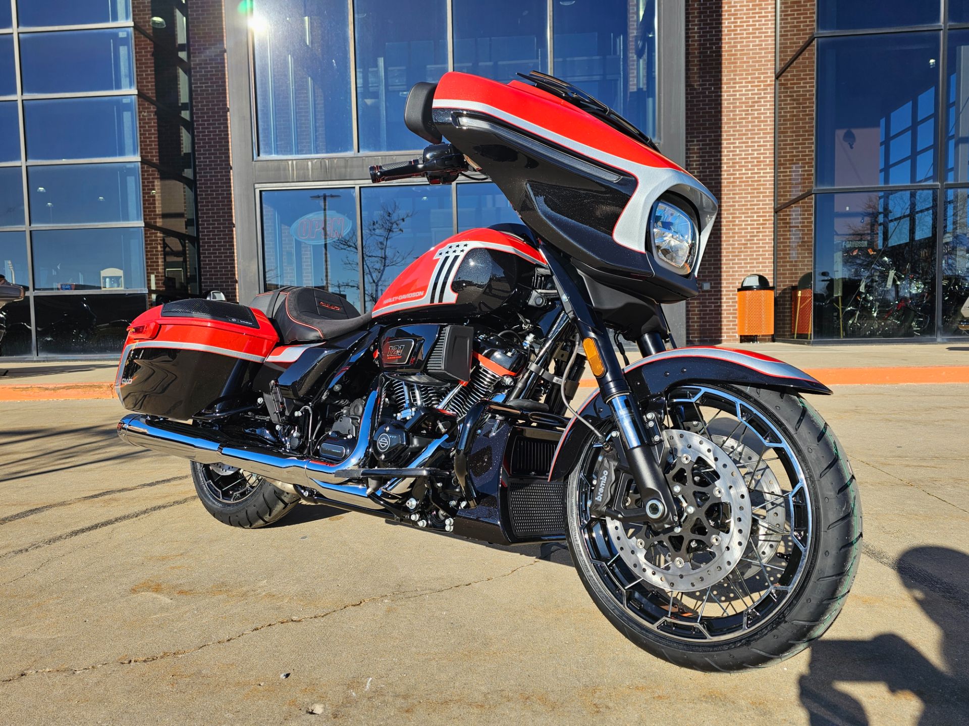 New 2024 Harley-Davidson CVO™ Street Glide® Motorcycles in Flint