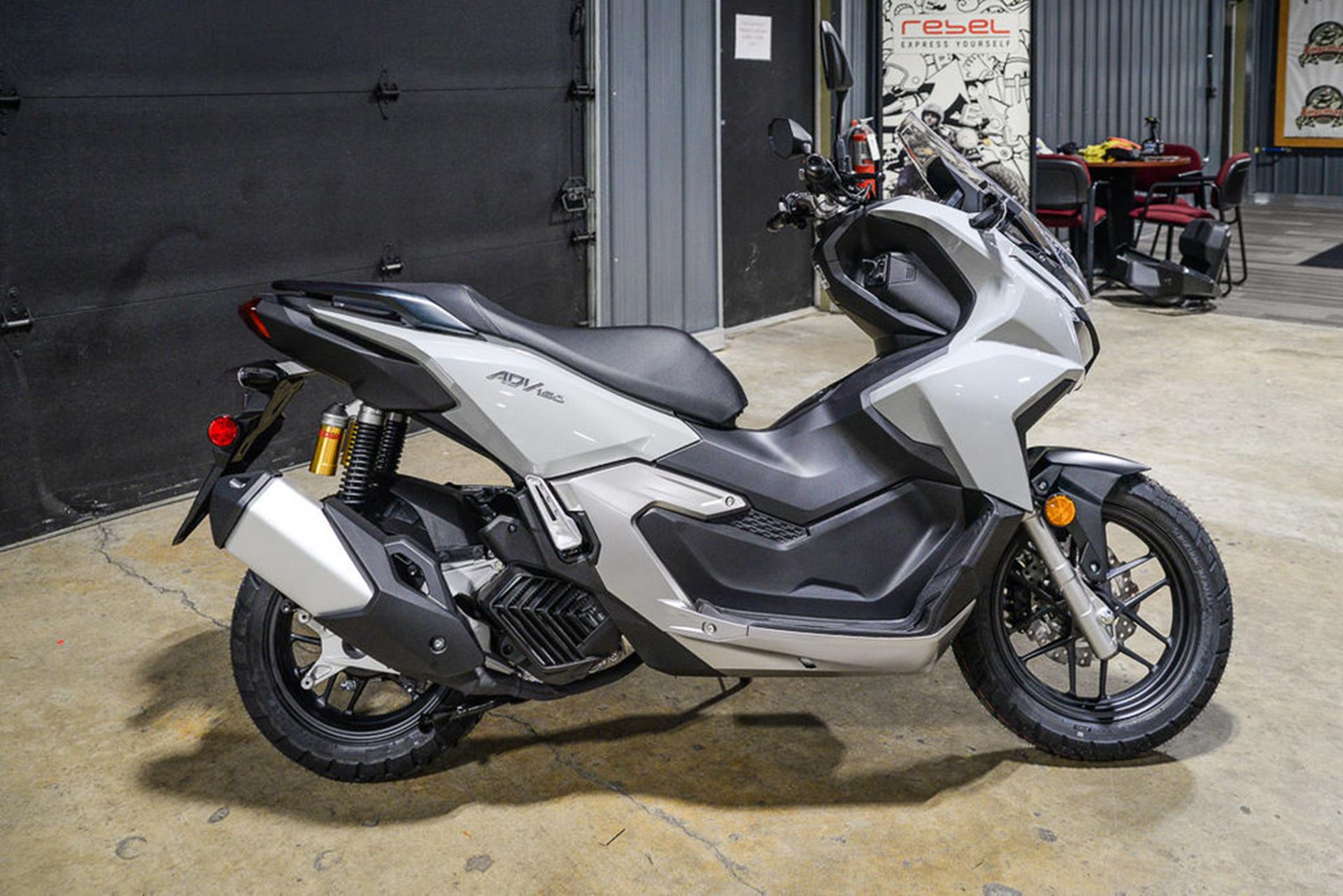 2026 Honda ADV160 3