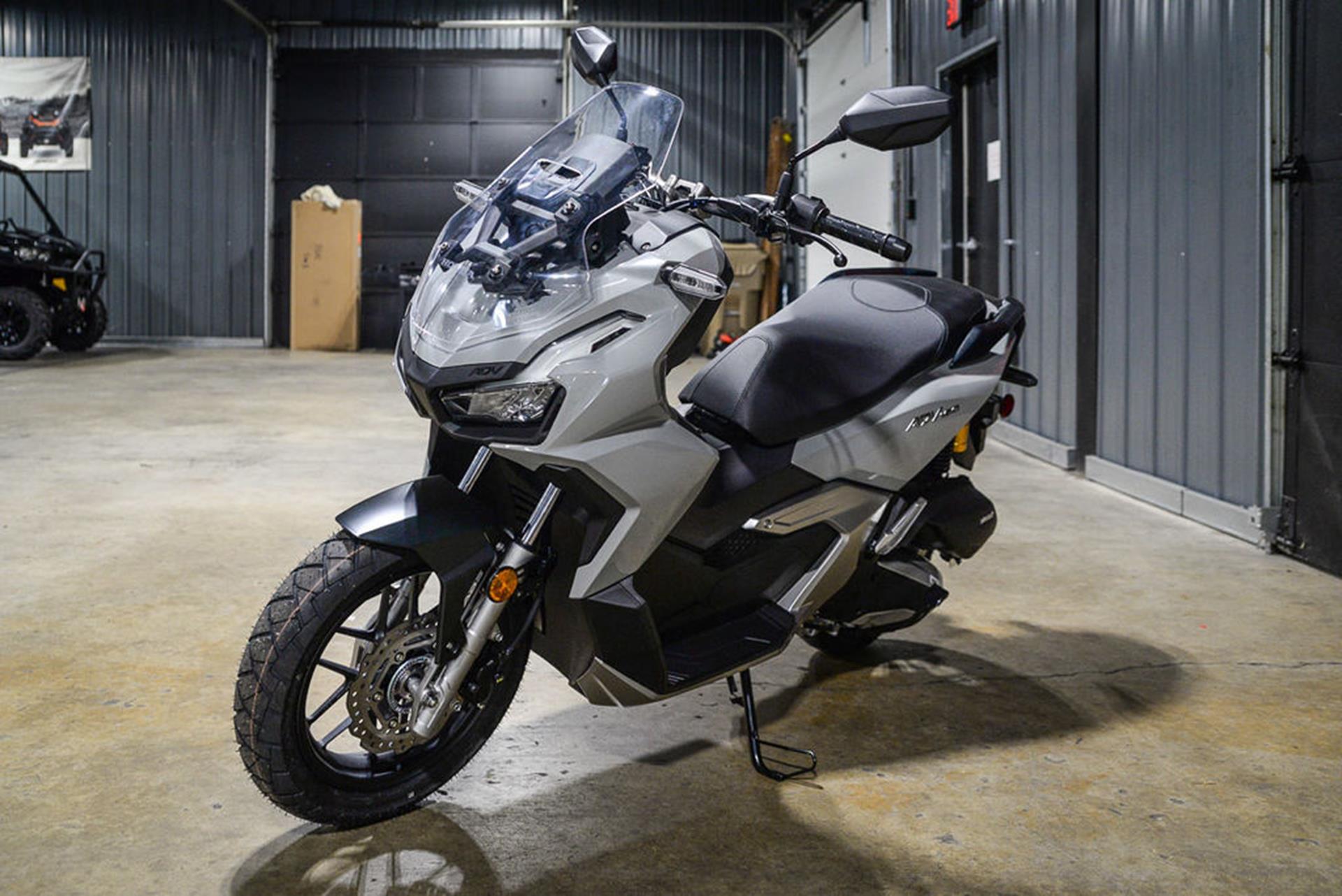 2026 Honda ADV160 5