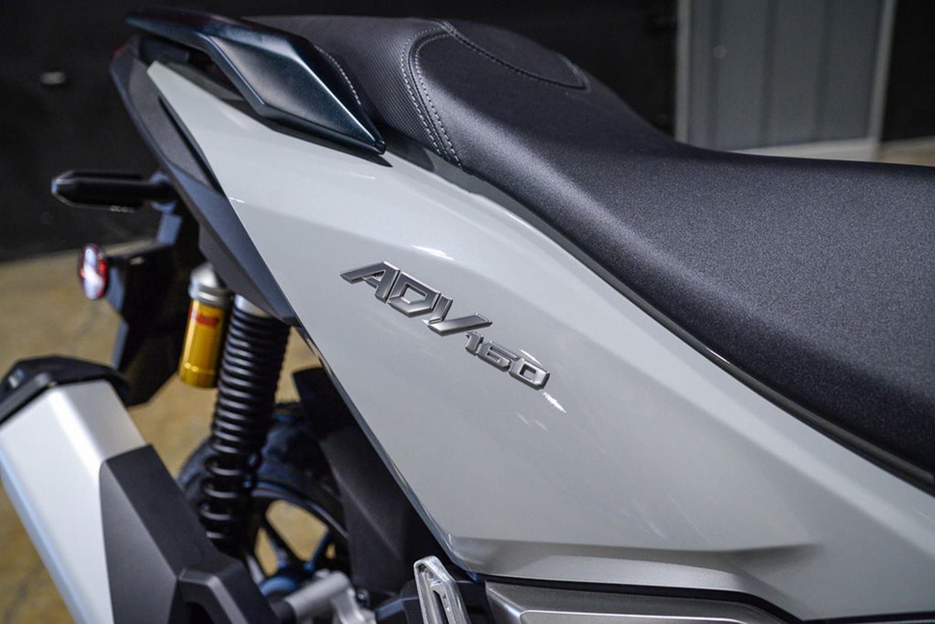 2026 Honda ADV160 12
