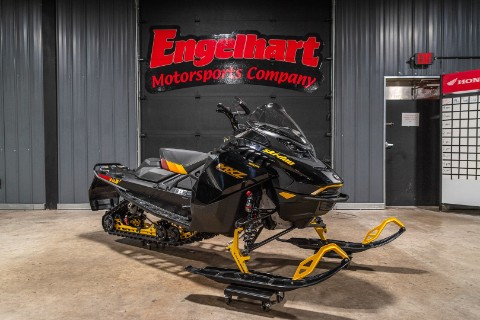 2027 Ski-Doo MXZ Adrenaline w/ Blizzard Package 137 850 E-TEC ES Ice Ripper XT 1.25