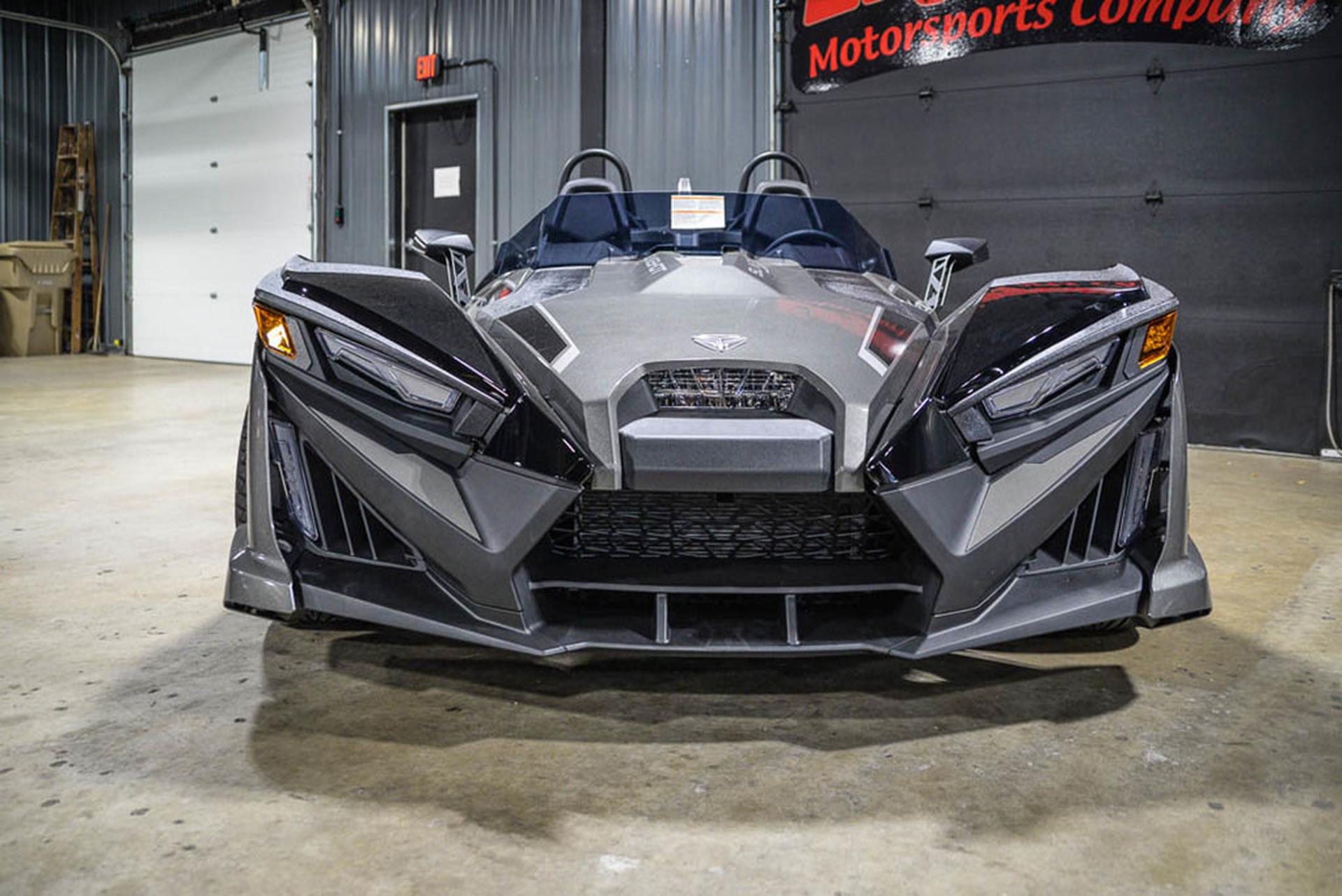 2025  Slingshot SLR - AutoDrive 9