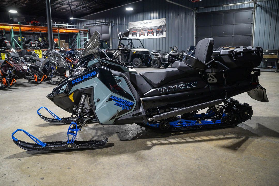 2026 Polaris 850 TITAN Adventure Ultimate 155 1.8 ES 4