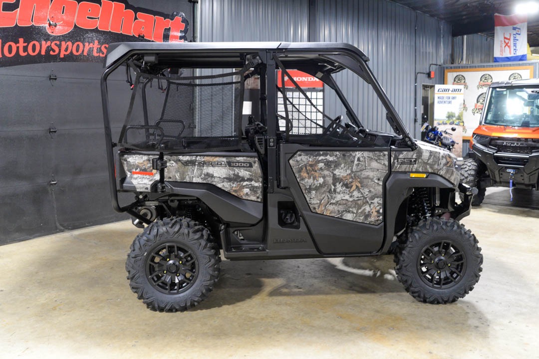 2026 Honda Pioneer 1000-5 Deluxe 2