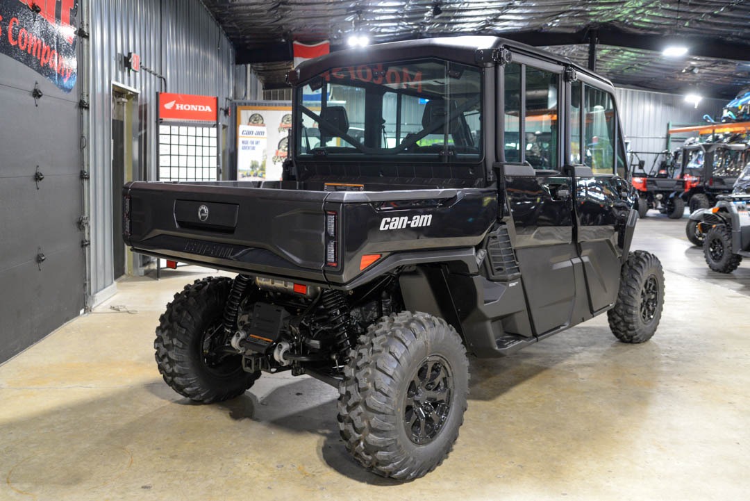 2026 Can-Am™ Defender MAX XT CAB HD11 3