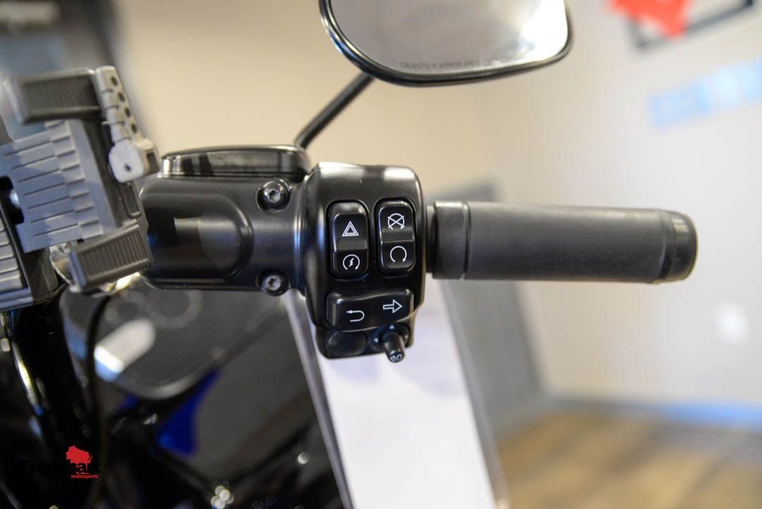 2022 Harley-Davidson Road Glide® Limited 9