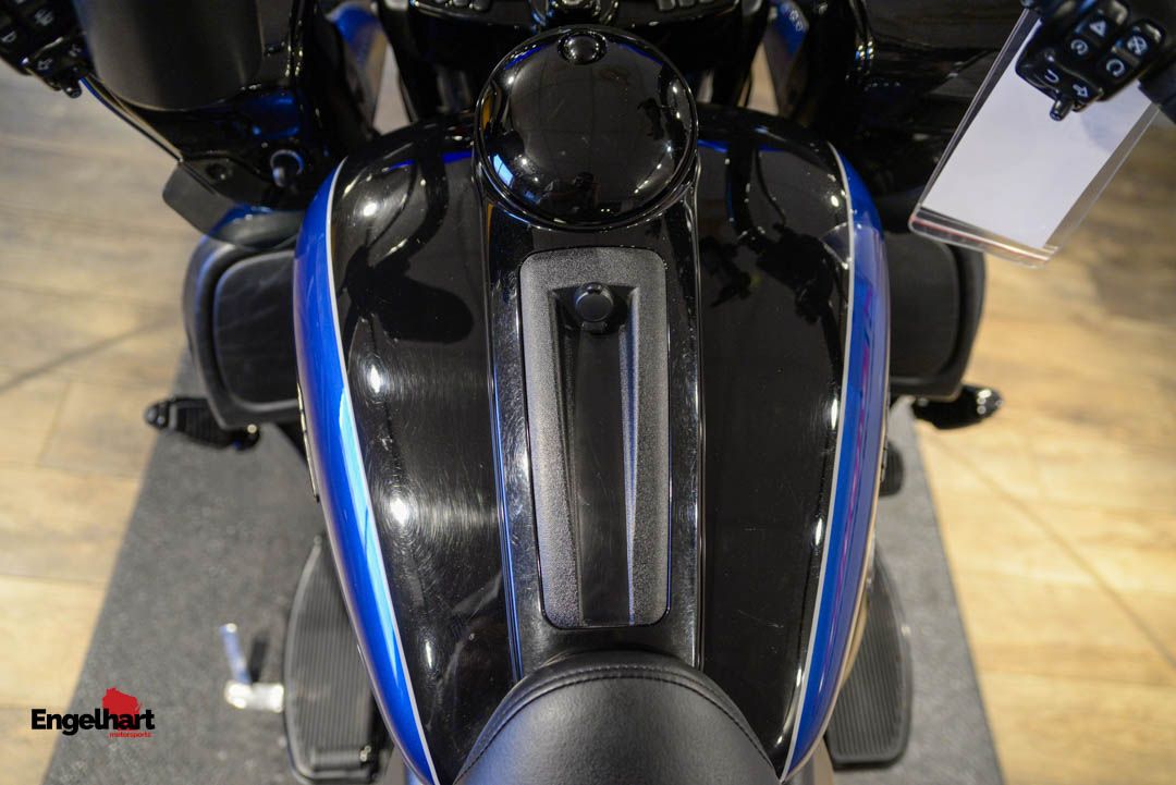 2022 Harley-Davidson Road Glide® Limited 12