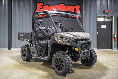2025 Can-Am Defender DPS HD7
