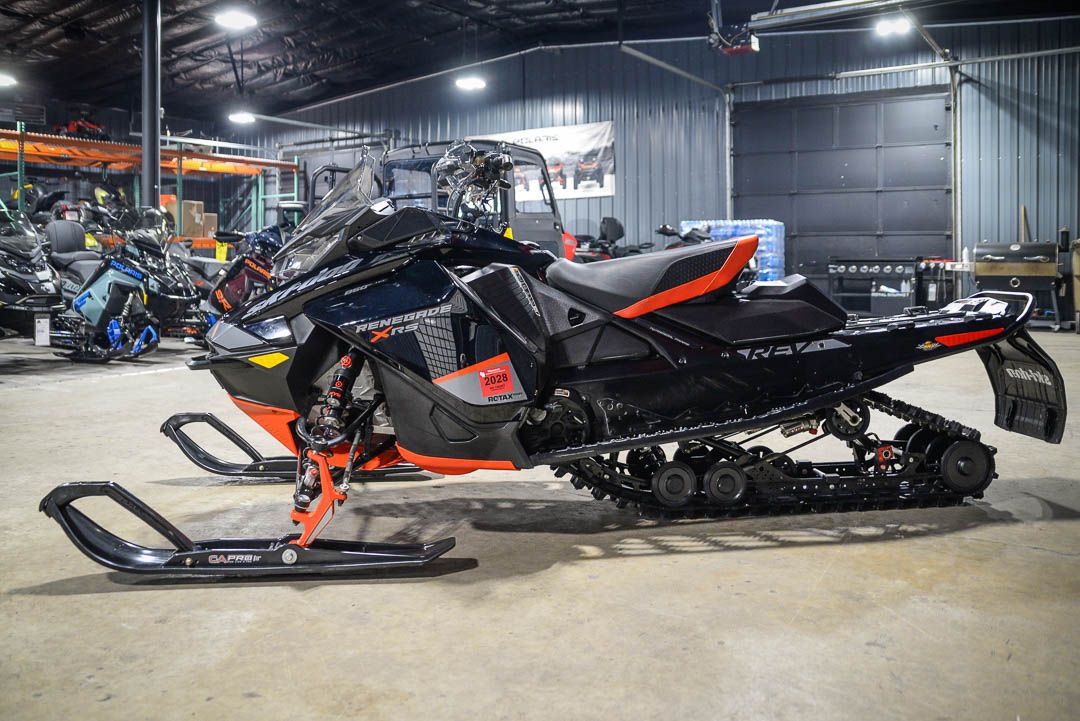 2020 Ski-Doo Renegade X-RS 850 E-TEC ES Ice Ripper XT 1.5 REV Gen4