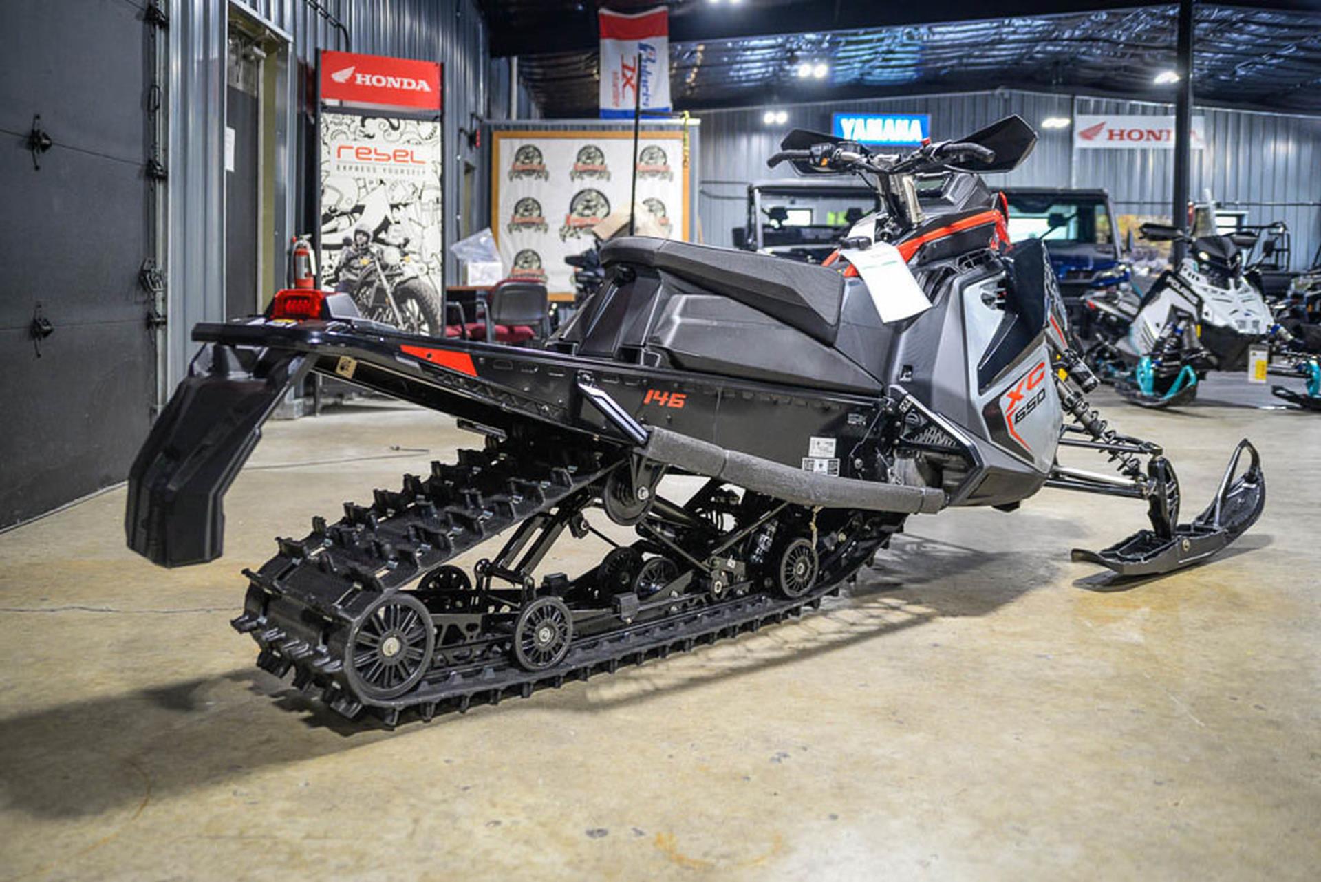 2025 Polaris 650 Switchback XC 146 SC ES 5