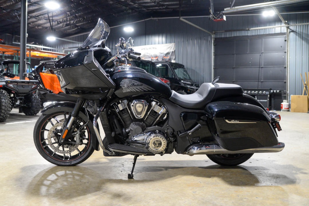 2021  Challenger® Limited 6