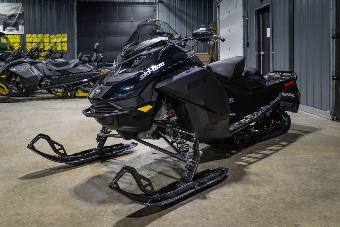 2026 Ski-Doo MXZ Adrenaline 137 850 E-TEC ES Ripsaw 1.25 6
