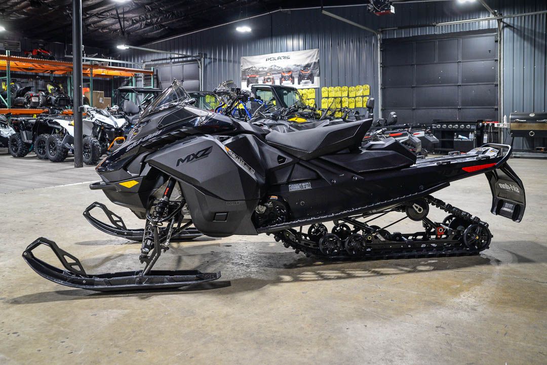 2026 Ski-Doo MXZ Adrenaline 137 850 E-TEC ES Ripsaw 1.25 5